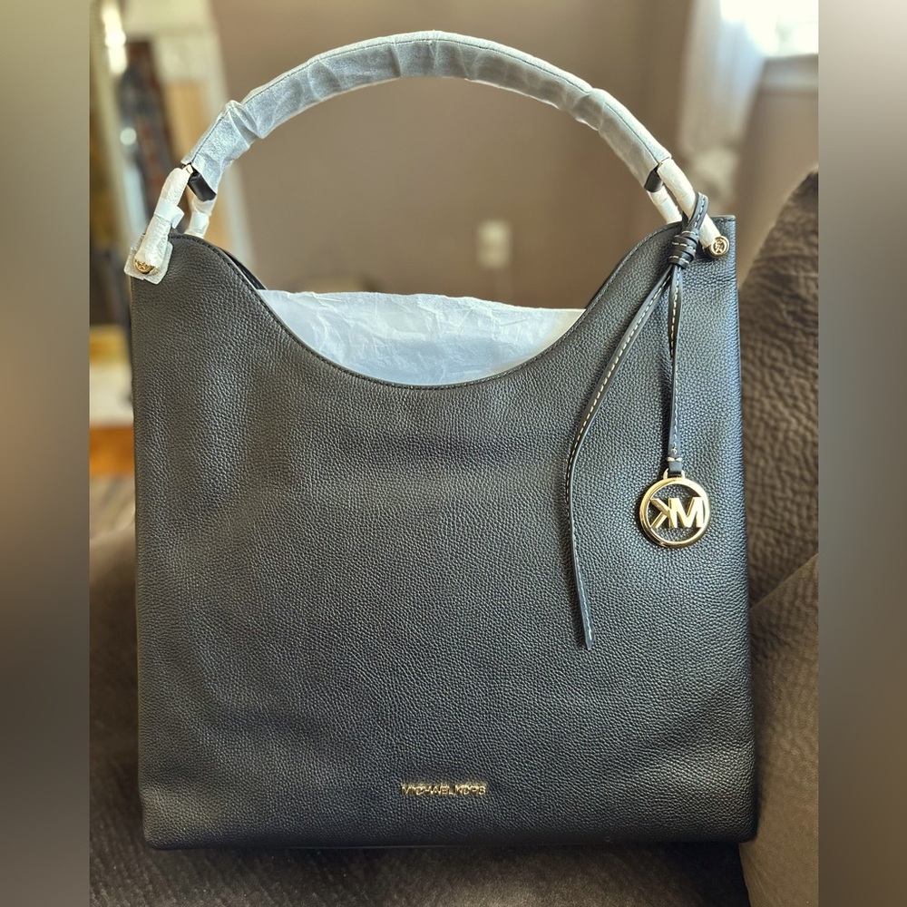 Michael Kors XL Joan bag